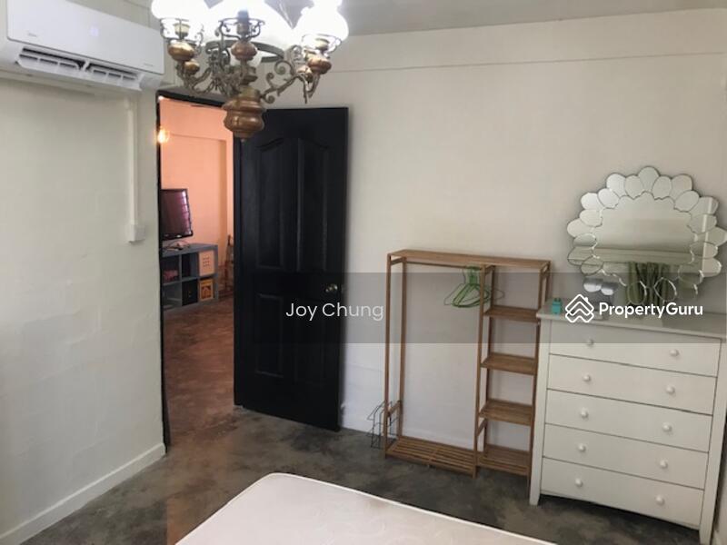 6 Beach Road