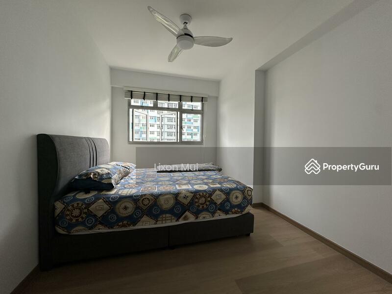 Prop-GPT: HDB Flat: D27  121B Canberra Street