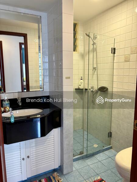 Yishun Sapphire