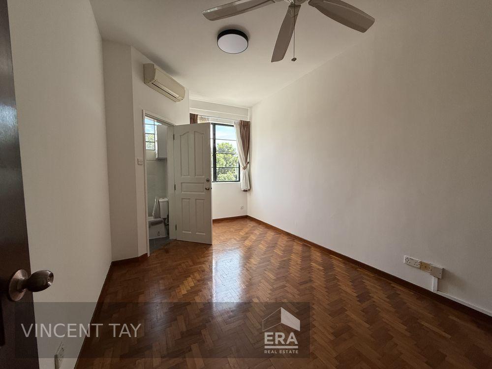 Rare 4-bedroom Gem at Airview Park