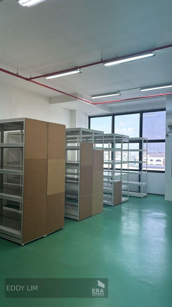 Prop-GPT: Industrial: D14  Oxley Bizhub