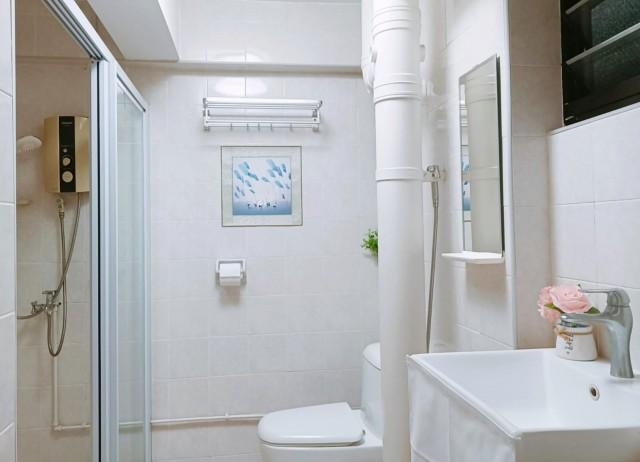 4 Everton Park HDB Apartment Room Rental, $1,900, 1 Bed 1 Bath 248 sqft $7.66 psf