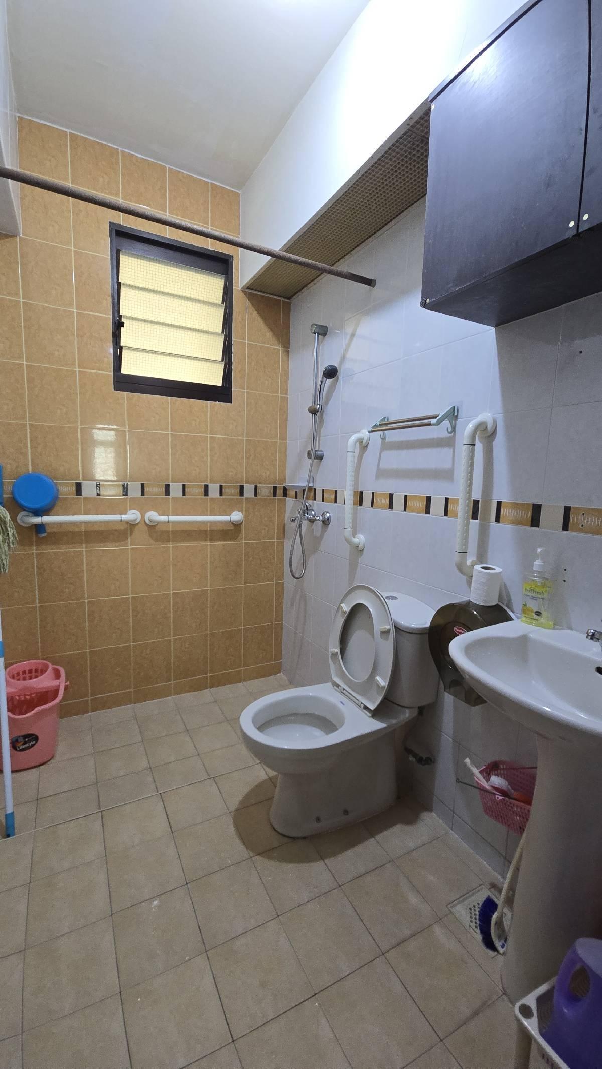 156 Rivervale Crescent HDB Apartment Room Rental, $750, 1 Bed 1 Bath 97 sqft $7.73 psf