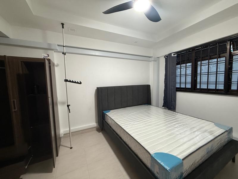 439 Yishun Avenue 11 HDB Apartment Room Rental, $800, 1 Bed 1 Bath 904 sqft $0.88 psf