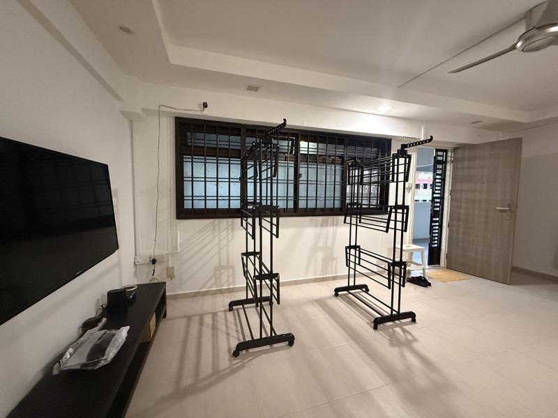 439 Yishun Avenue 11 HDB Apartment Room Rental, $800, 1 Bed 1 Bath 904 sqft $0.88 psf