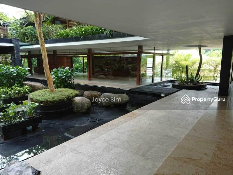 Prop-GPT: Bungalow - Good Class: D10 Ardmore Modern Stunning Gcb near Orchard
