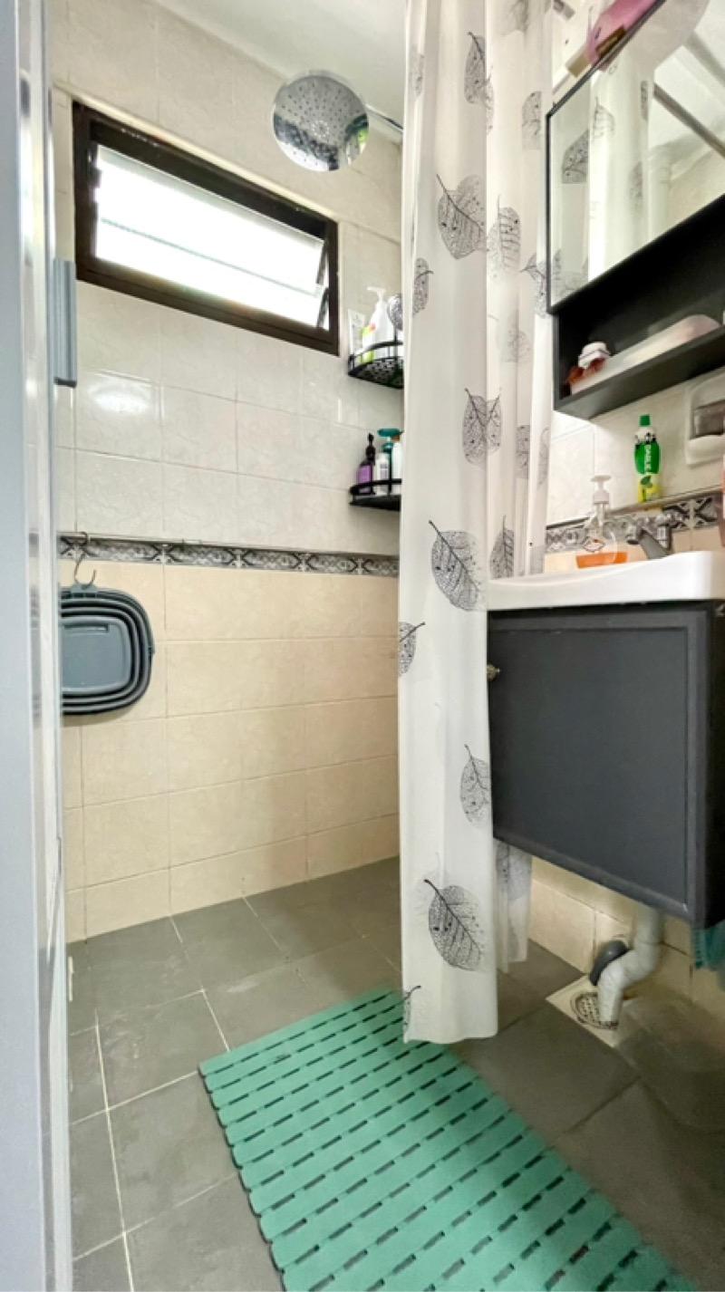 158 Mei Ling Street HDB Apartment Room Rental, $1,000, 1 Bed 1 Bath 139 sqft $7.19 psf