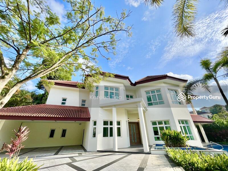 Prop-GPT: Bungalow - Good Class: D10  Ridout Vicinity