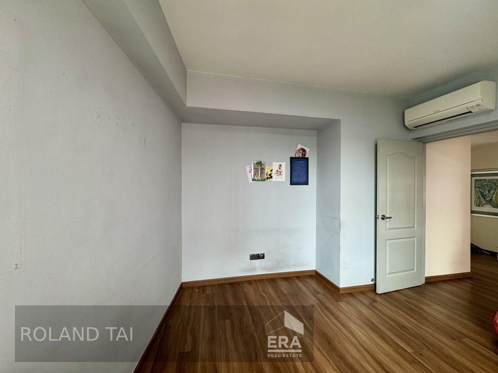 Prop-GPT: Condominium: D20  Faber Garden