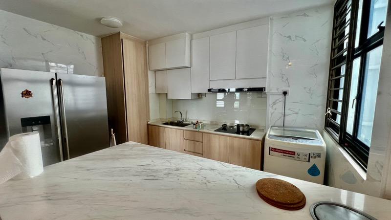 630 Senja Road HDB Apartment For Rent, $3,300, 3 Bed 2 Bath 1,001 sqft $3.30 psf