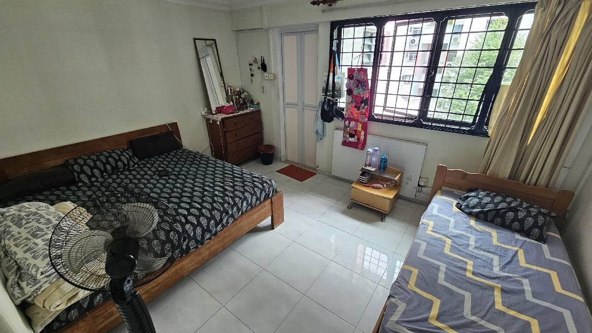 161 Yishun Street 11 HDB Apartment For Rent, $3,500, 3 Bed 2 Bath 1,302 sqft $2.69 psf