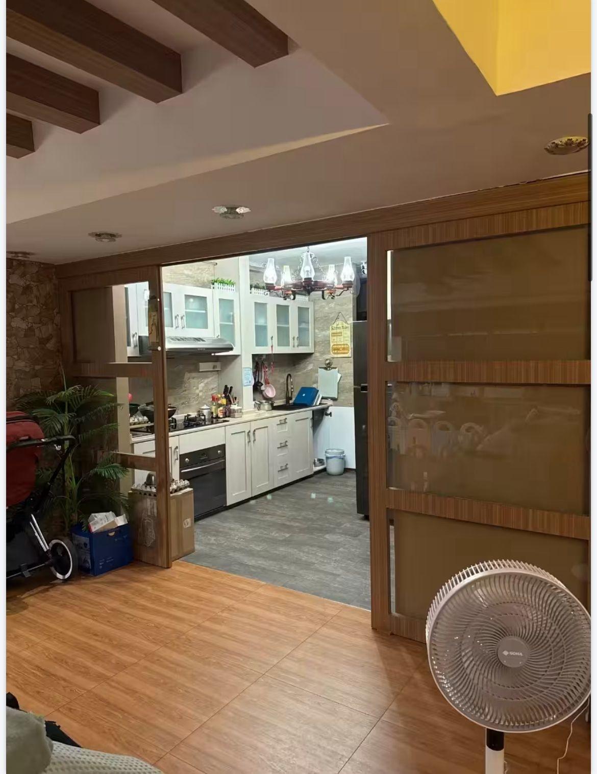 342 Tampines Street 33 HDB Apartment Room Rental, $1,000, 1 Bed 1 Bath 129 sqft $7.75 psf