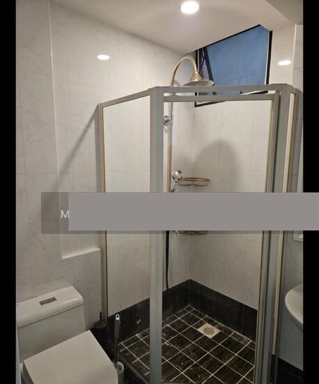 Prop-GPT: Condominium: D17 Loyang The Edgewater