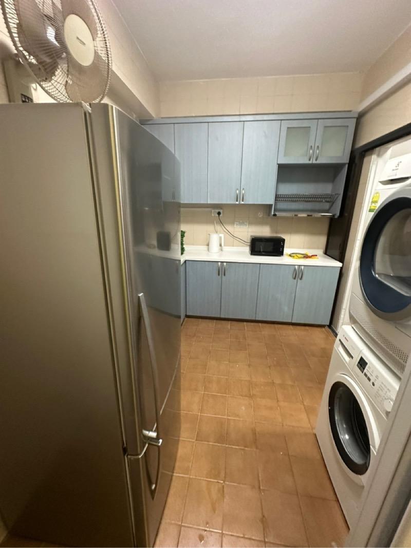 Boon Teck Towers Condominium Room Rental, $1,368, 1 Bed 1 Bath 180 sqft $7.60 psf