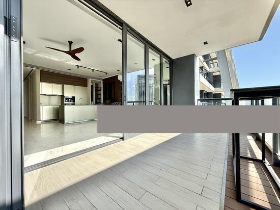 South Beach Residences Condominium For Rent, $11,000, 2 Bed 2 Bath 1,313 sqft $8.38 psf