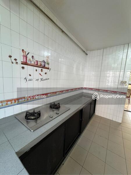 270 Bangkit Road