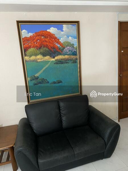 Prop-GPT: HDB Flat: D27 Yishun 663 Yishun Avenue 4