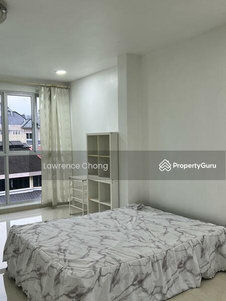 Detached House 9 bedrooms ensuite For Rent