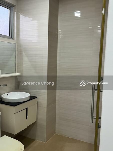 Detached House 9 bedrooms ensuite For Rent