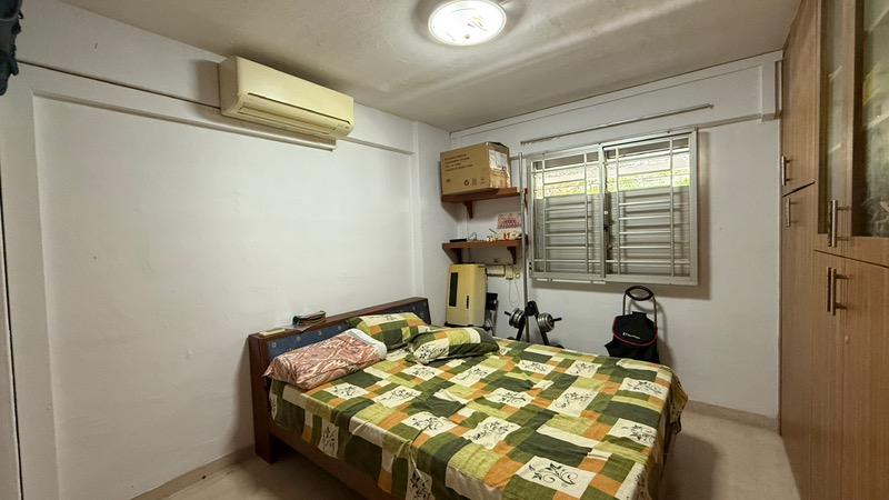4 Marine Terrace HDB Apartment For Rent, $3,200, 3 Bed 1 Bath 699 sqft $4.58 psf