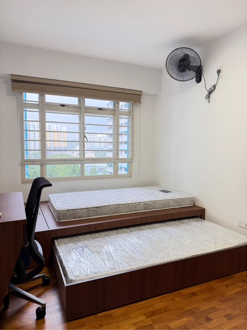 Prop-GPT: HDB Apartment: D27 Sembawang 466B Spring Lodge