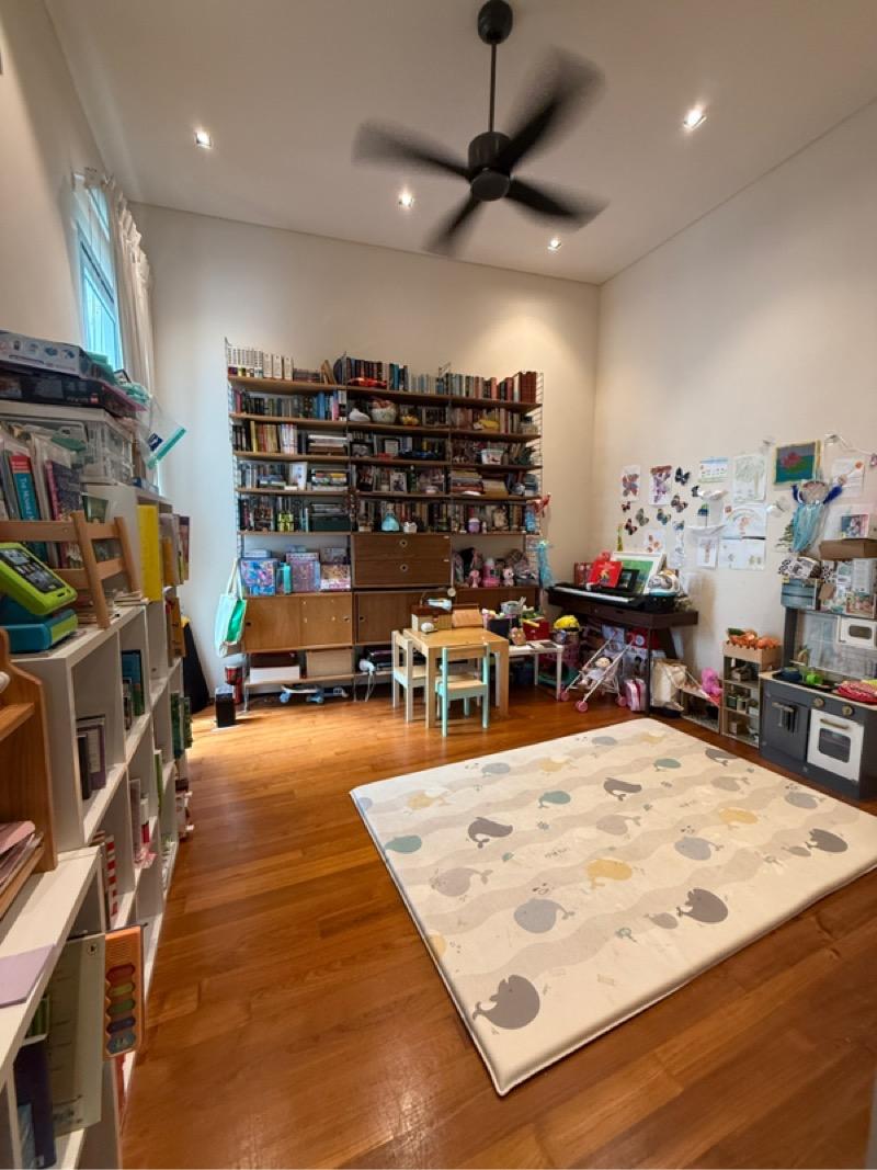 Shamrock Park Semi-Detached House For Rent, $23,000, 6 Bed 6 Bath 6,080 sqft $5.73 psf