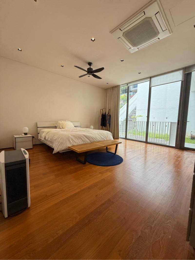 Shamrock Park Semi-Detached House For Rent, $23,000, 6 Bed 6 Bath 6,080 sqft $5.73 psf