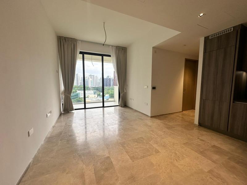 Prop-GPT: Condominium: D09 Cairnhill Klimt Cairnhill