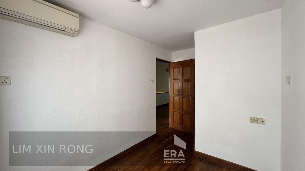 Terraced House for Rent at Frankel Terrace