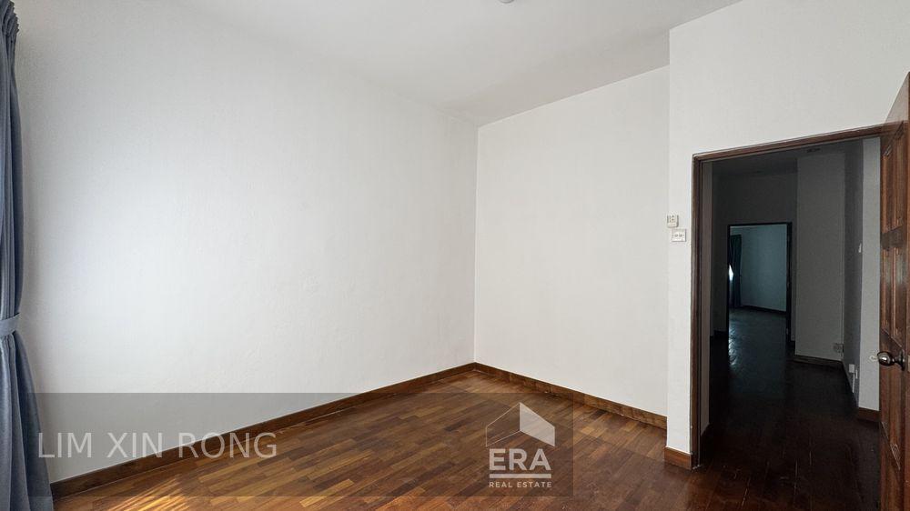 Terraced House for Rent at Frankel Terrace