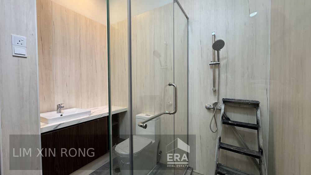 Terraced House for Rent at Frankel Terrace