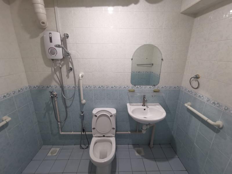 588A Montreal Drive HDB Apartment Room Rental, $1,500, 1 Bed 1 Bath 150 sqft $10.00 psf