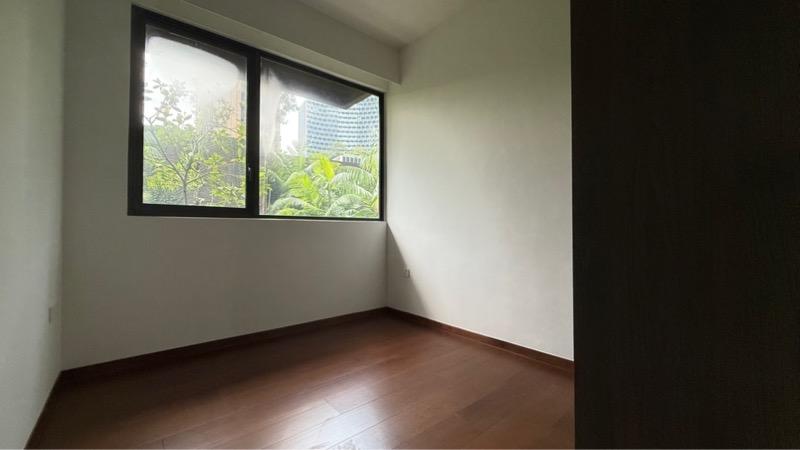 Prop-GPT: Condominium: D07  Midtown Modern
