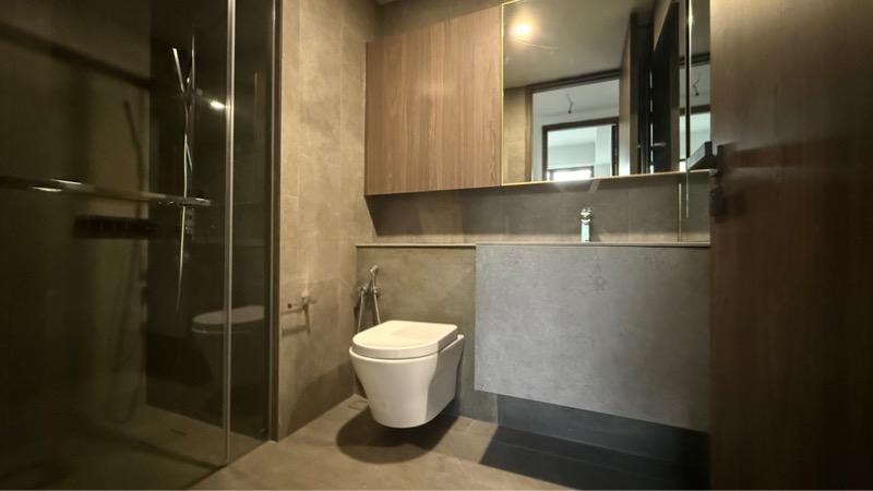 Midtown Modern Condominium For Rent, $7,800, 3 Bed 2 Bath 904 sqft $8.63 psf