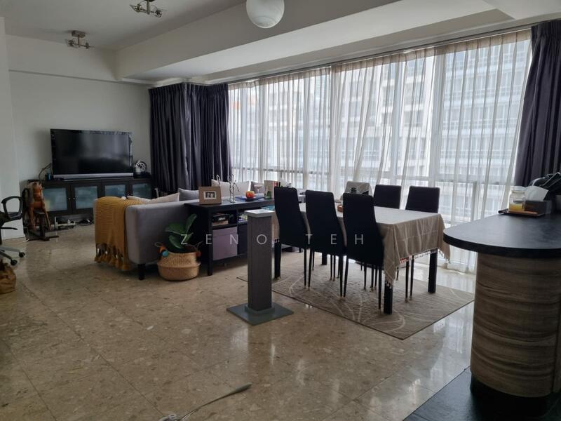 Prop-GPT: Condominium: D09  UE Square