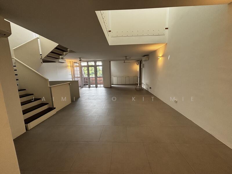 Prop-GPT: Condominium: D04 Mount Faber Mount Faber Lodge