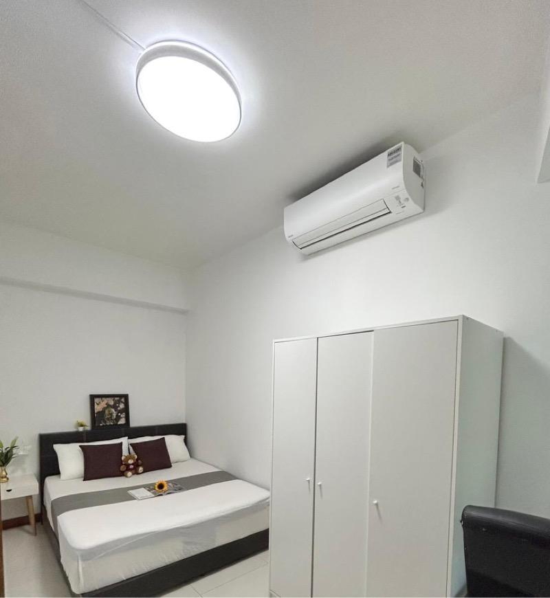 The Sail @ Marina Bay Apartment Room Rental, $2,300, 1 Bed 1 Bath 100 sqft $23.00 psf