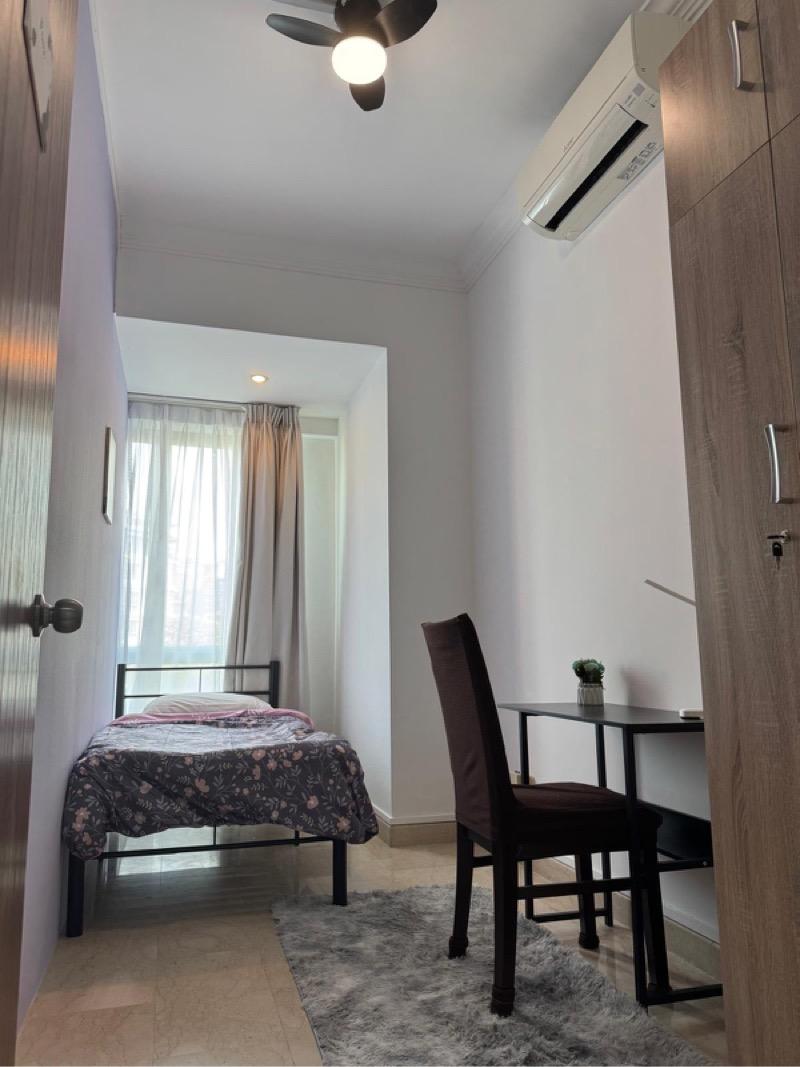 Prop-GPT: Condominium: D21 Upper Bukit Timah MAPLE WOODS