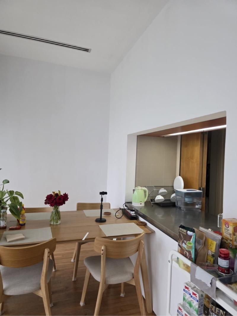 The Paterson Edge Apartment For Rent, $6,500, 2 Bed 2 Bath 872 sqft $7.45 psf