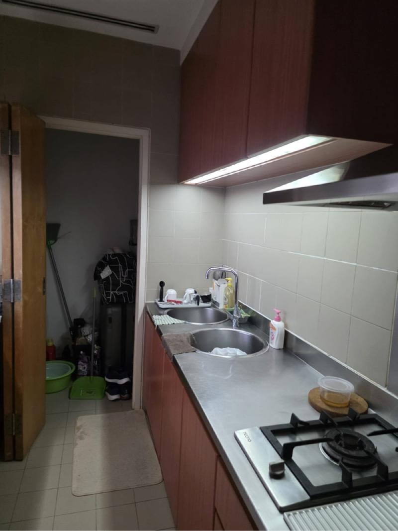 The Paterson Edge Apartment For Rent, $6,500, 2 Bed 2 Bath 872 sqft $7.45 psf