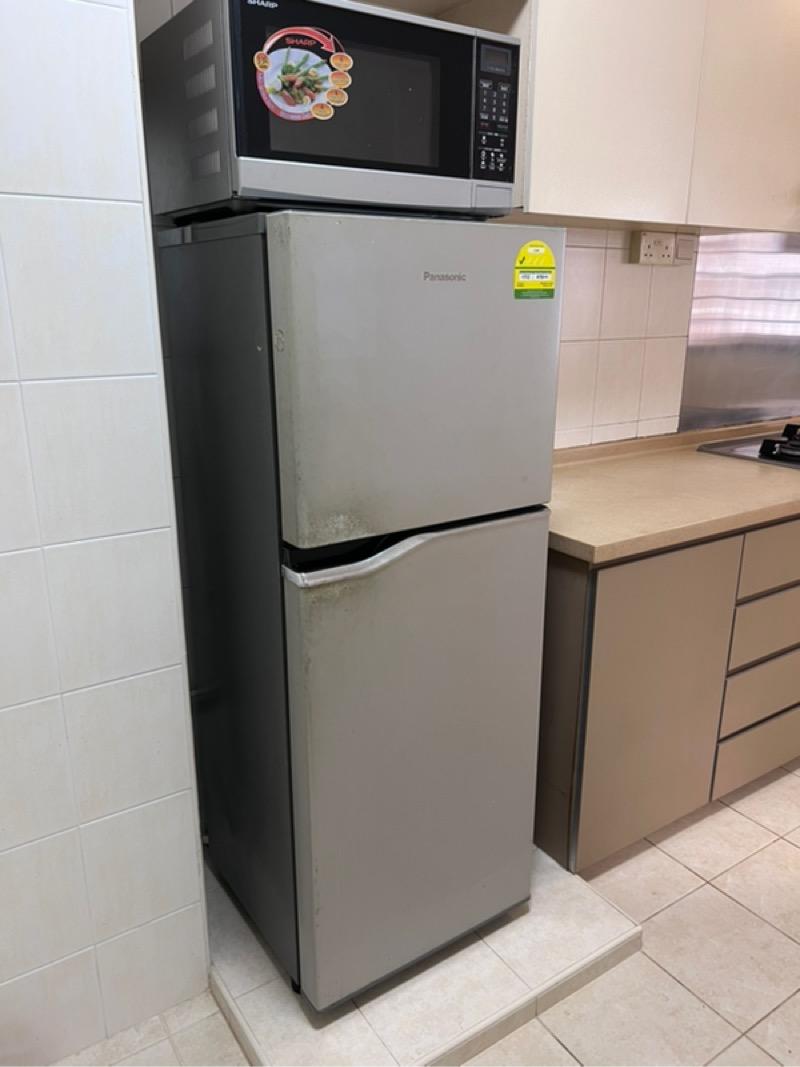 855 Yishun Ring Road HDB Apartment Room Rental, $900, 1 Bed 2 Bath 1,108 sqft $0.81 psf