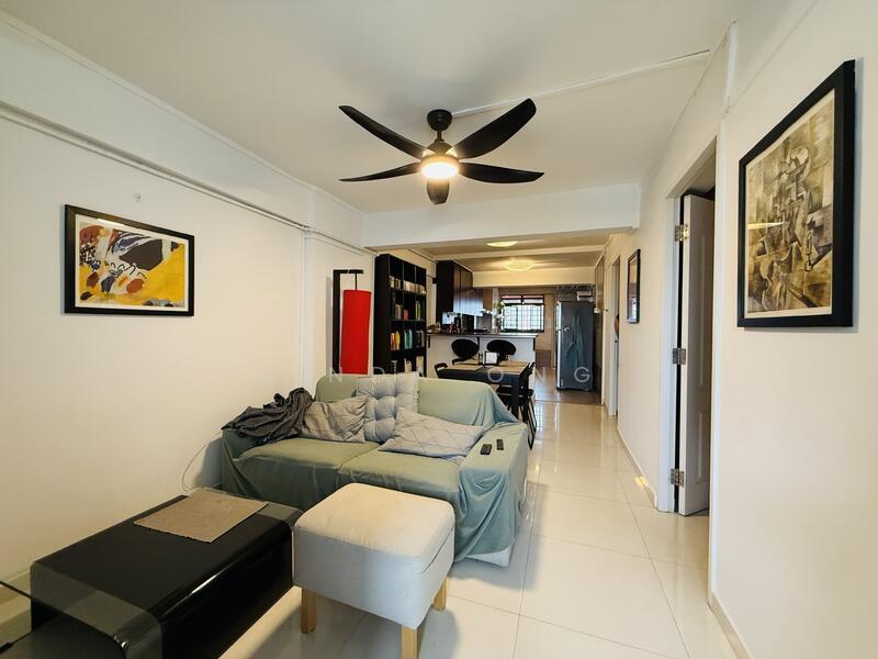 Prop-GPT: HDB Flat: D10 Holland 13 Holland Drive