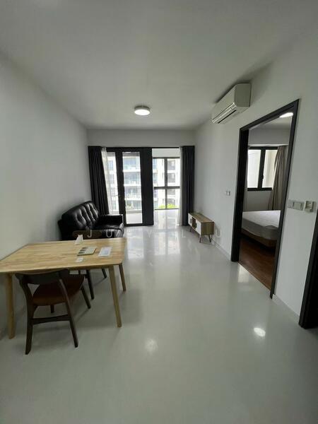 Prop-GPT: Condominium: D27 Yishun North Park Residences