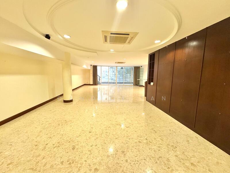 5 bedrooms ensuite, 1km to Temasek Primary School