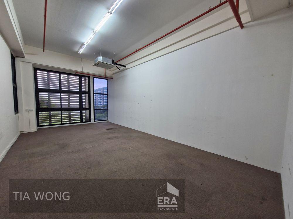 Prop-GPT: Industrial: D25 Woodlands Primz Bizhub
