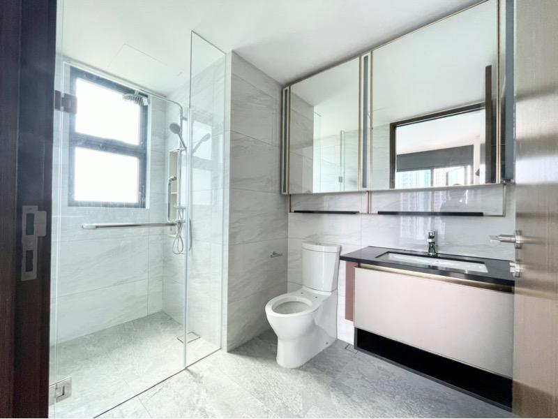 Normanton Park Condominium For Rent, $6,200, 3 Bed 2 Bath 1,066 sqft $5.82 psf