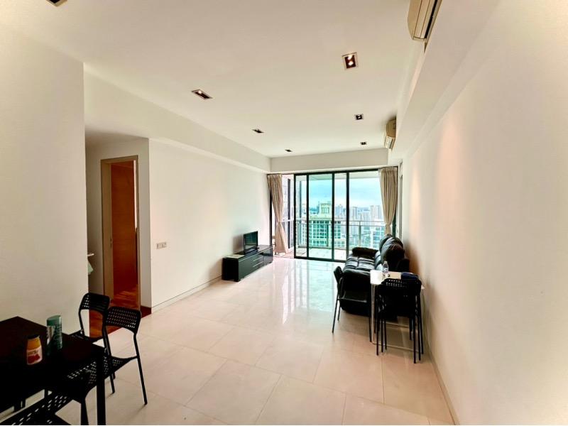 Prop-GPT: Apartment: D09  Rivergate