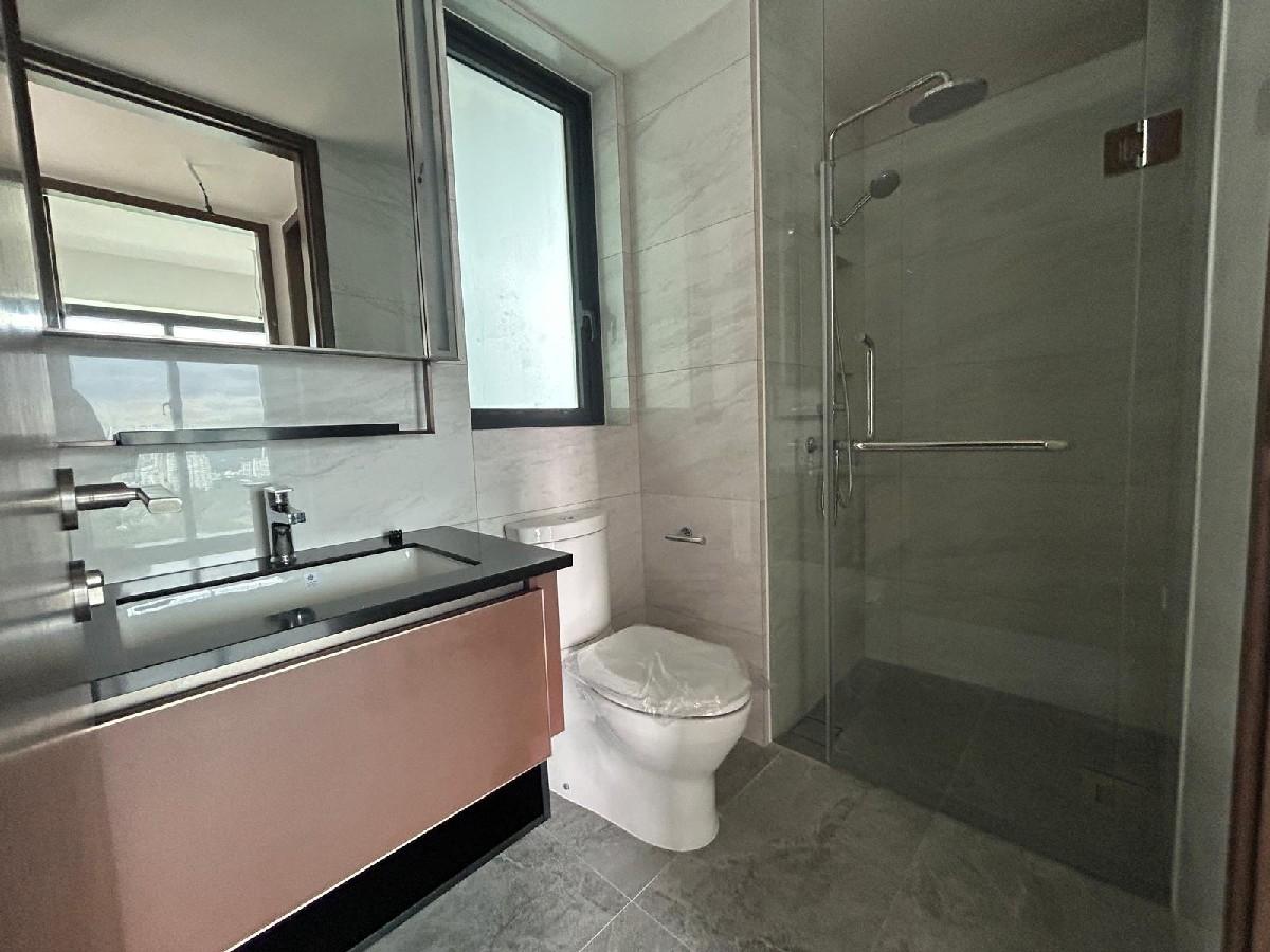 Normanton Park Condominium For Rent, $4,300, 2 Bed 2 Bath 775 sqft $5.55 psf