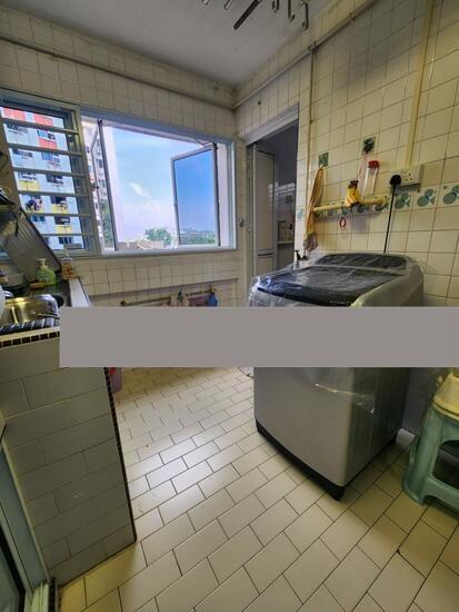 794 Yishun Ring Road HDB Apartment Room Rental, $1,300, 1 Bed 1 Bath 1,108 sqft $1.17 psf