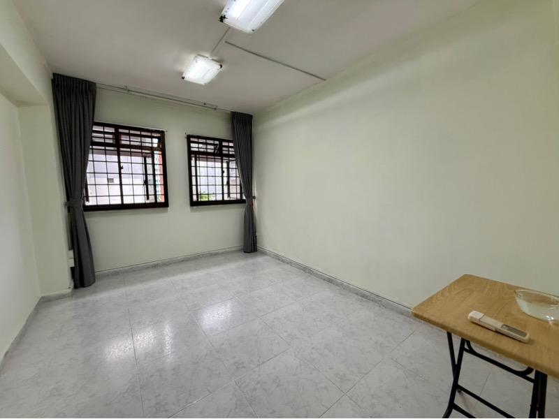 958 Hougang Street 91 HDB Apartment Room Rental, $800, 1 Bed 1 Bath 107 sqft $7.48 psf